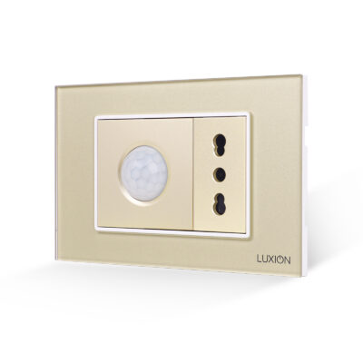 Senzor de Miscare 2M si Priza Ingusta LUXION cu Rama din Sticla, Standard Italian, 3M culoare aurie