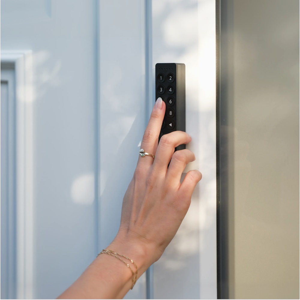Tastatura Inteligenta Nuki Keypad 2.0, Pentru Nuki Smart Lock cu NFC, Cod PIN & Amprenta Digitala