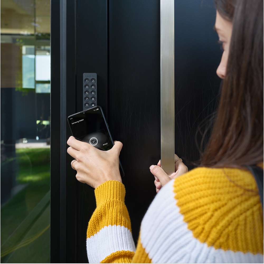 Tastatura Inteligenta Nuki Keypad 2.0, Pentru Nuki Smart Lock cu NFC, Cod PIN & Amprenta Digitala