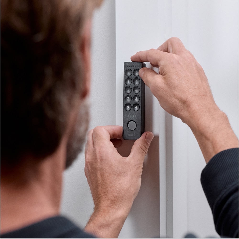 Tastatura Inteligenta Nuki Keypad 2.0, Pentru Nuki Smart Lock cu NFC, Cod PIN & Amprenta Digitala