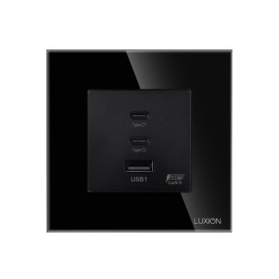 Priza Fast Charge 65W – USB-A + 2 x USB-C cu Rama din Sticla LUXION culoare neagra